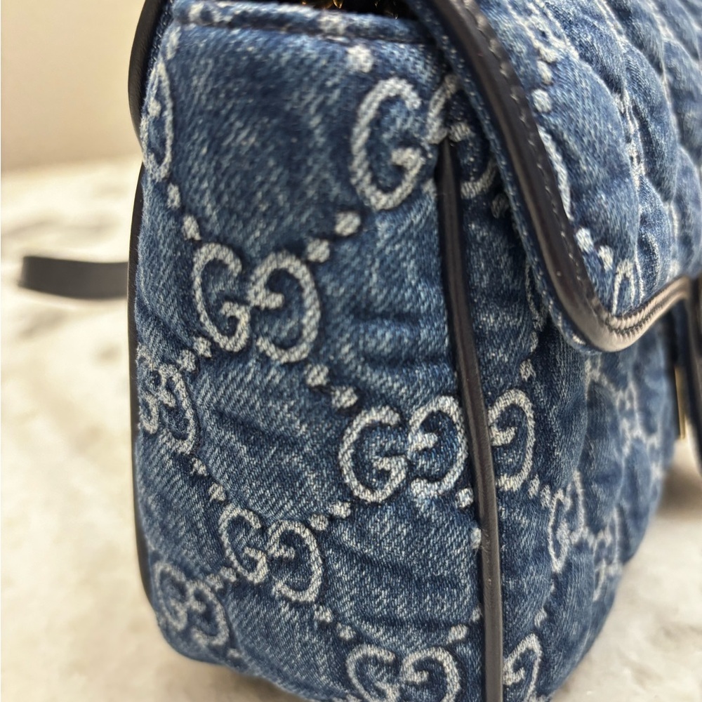 Gucci GG MARMONT SMALL SHOULDER BAG *Perfect for Summer* - Picture 6 of 13